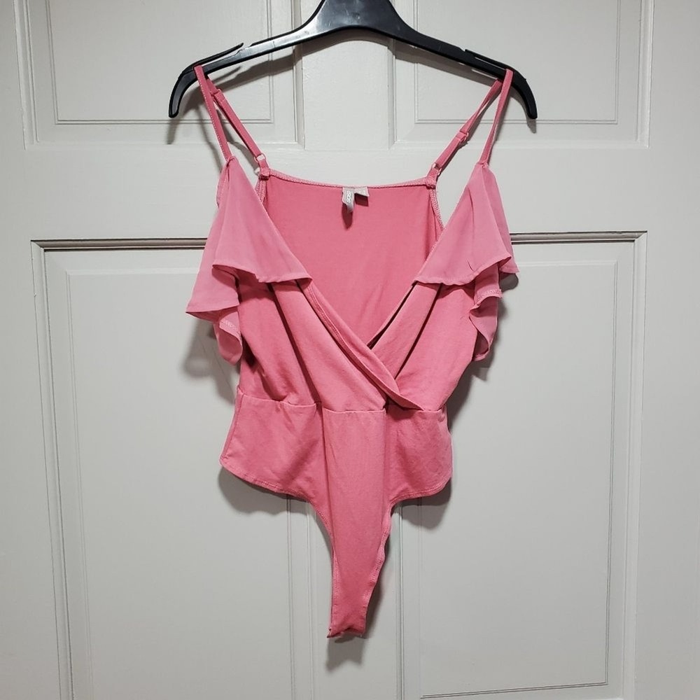 ASOS Bodysuits‎ Women Size 8 Ruffle Pink adjustable straps Lightweight